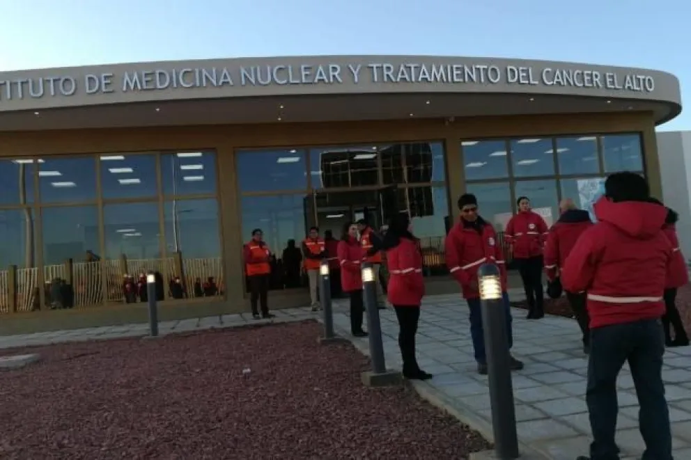 Se inauguró el Centro de Medicina Nuclear que construyó en Bolivia