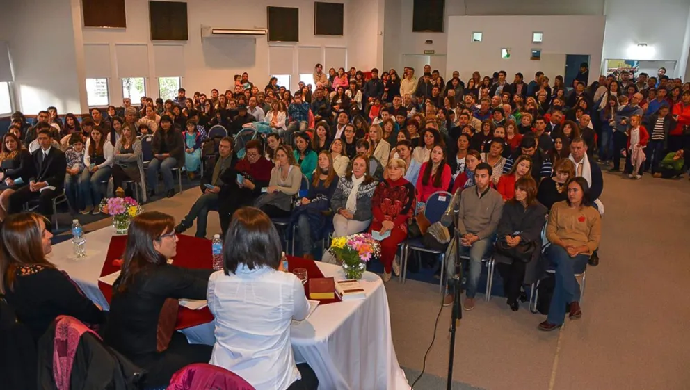 Las mujeres son mayoría en los claustros pero amplia minoría en los puestos de conducción