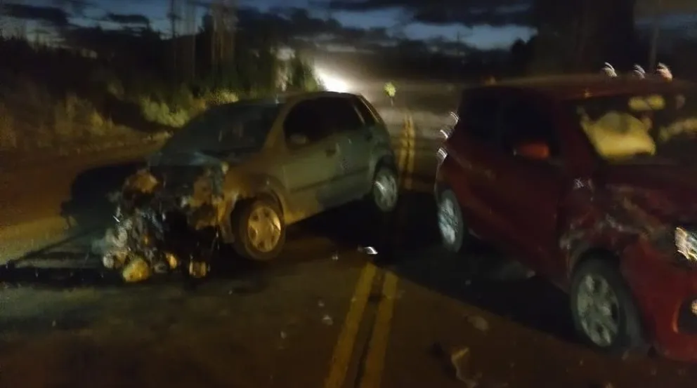 Brutal triple choque sobre Ruta 22 muy cerca de Roca