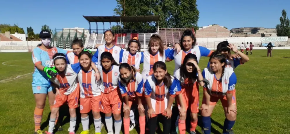 Deportivo Roca recibe a Racing de Trelew por la Liga Desarrollo de AFA este domingo en el Maiolino