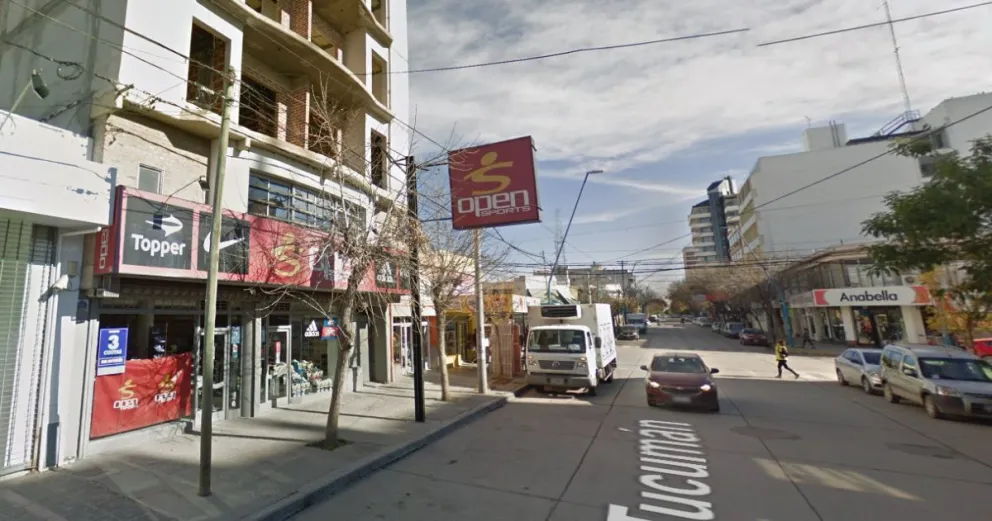 Impunidad total: asaltaron un local de ropa deportiva en calle Tucumán 