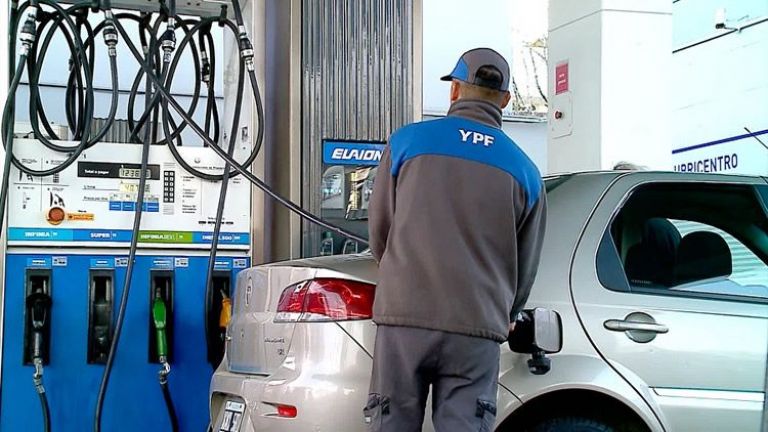 El combustible podría aumentar hasta un 10%: ¿Cómo quedarían los precios en Roca?