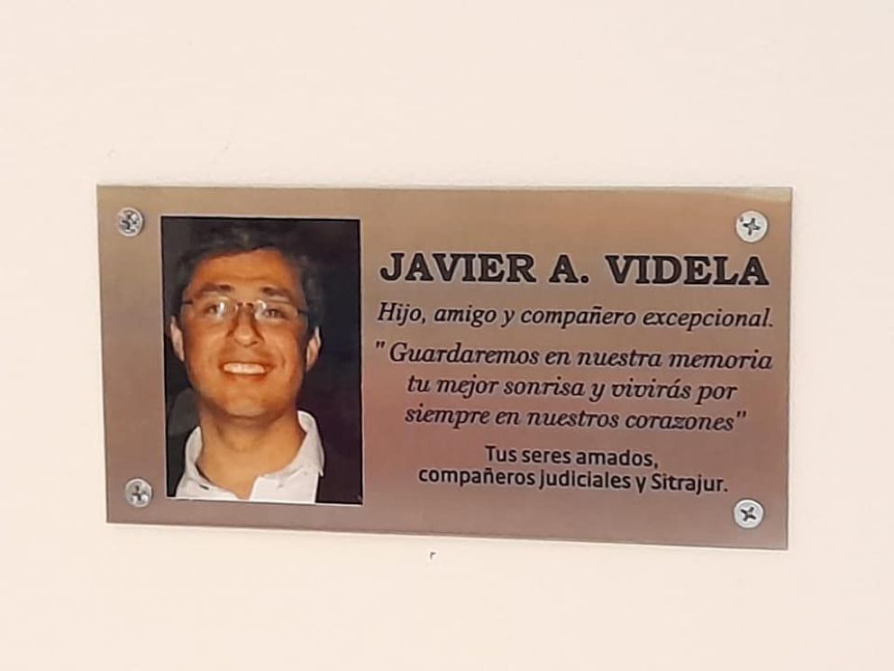Placa Javier Videla Homenaje