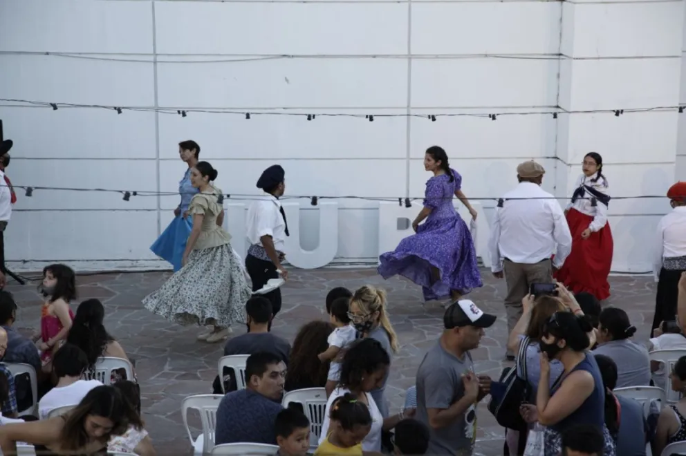IUPA abre talleres artísticos gratuitos para niños, adolescentes y adultos