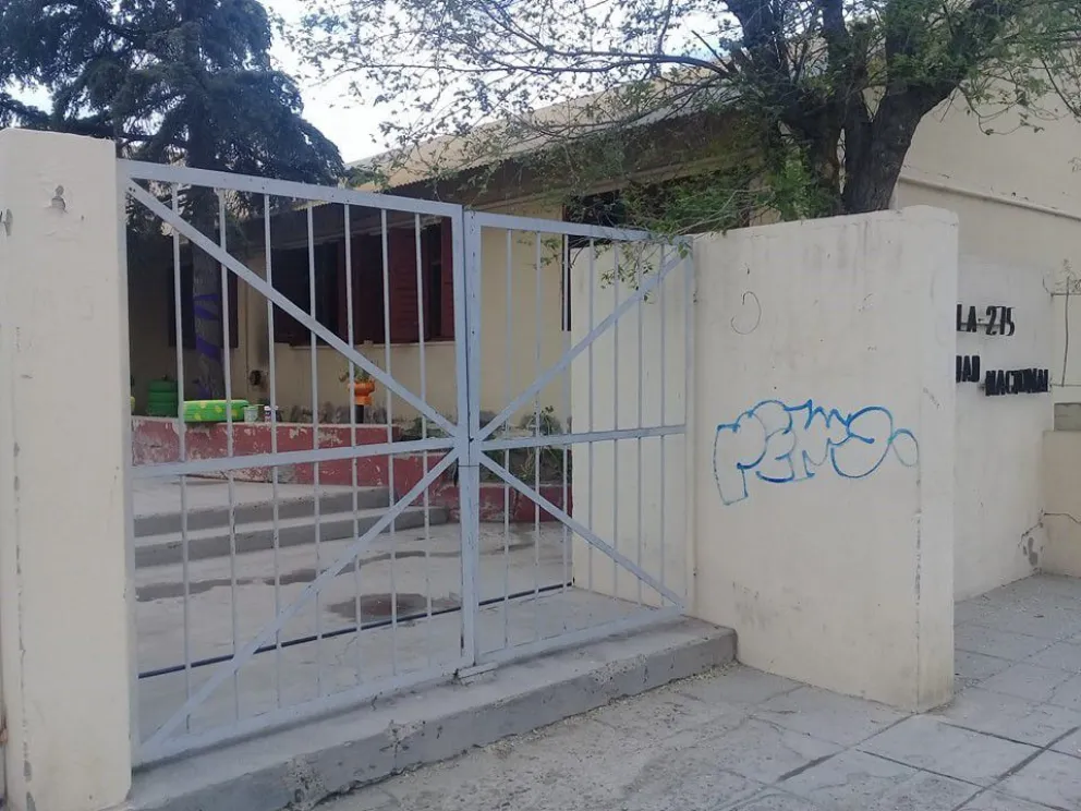 Sin actividad en la administración pública y escuelas en toda la provincia