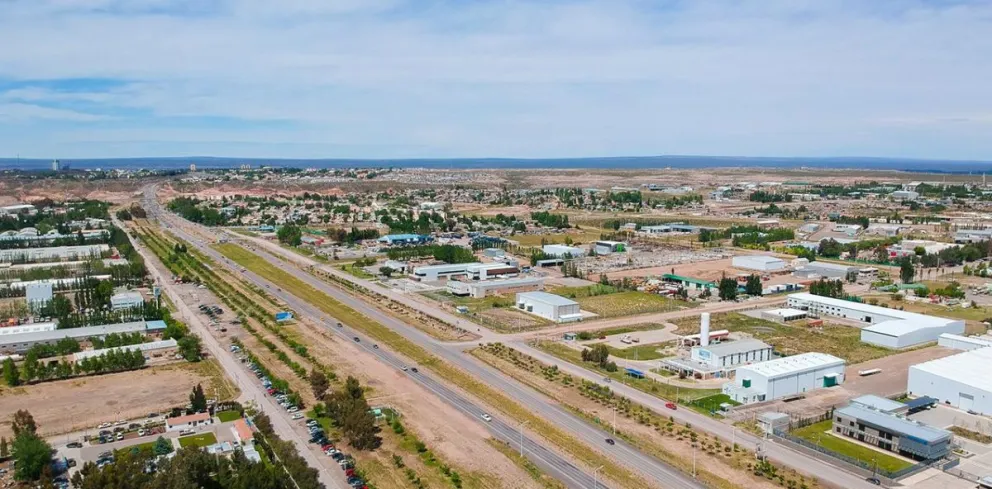 Vendió por internet un terreno en barrio Parque Industrial pero no era suyo