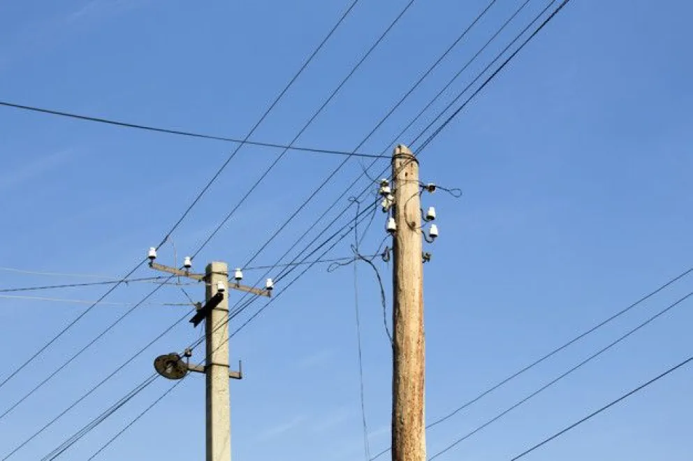Intentaron robar cables de alta tensión y dejaron a una ciudad completa sin luz