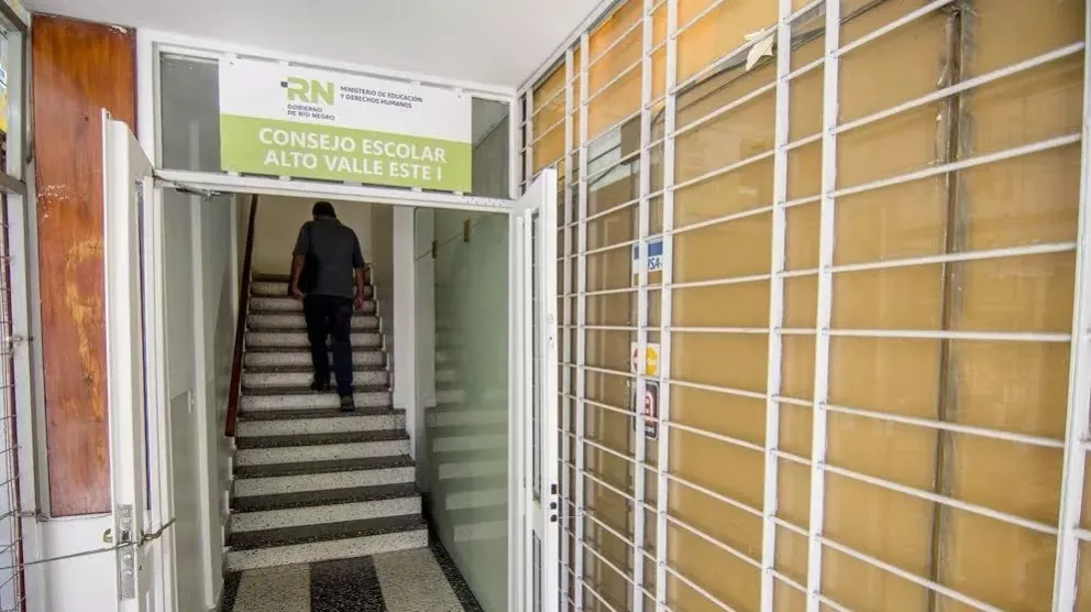 Dispusieron reubicar a estudiantes de la Escuela 95 en otros colegios mientras se realizan las refacciones