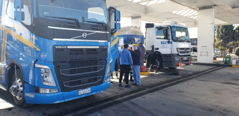 Atentos: empezó a faltar gasoil y algunas estaciones ya restringen la venta
