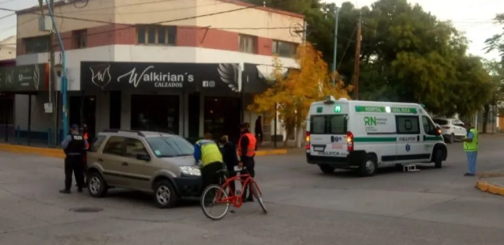 La misma calle, la misma infracción, un nuevo choque