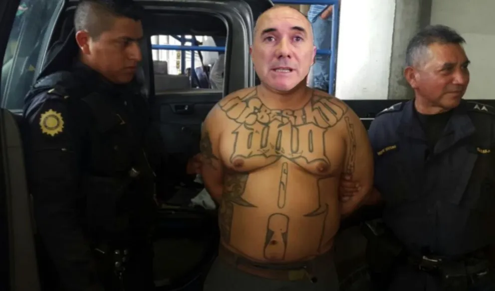 El intendente de Godoy protagonizó otro episodio de violencia y los memes no se hicieron esperar