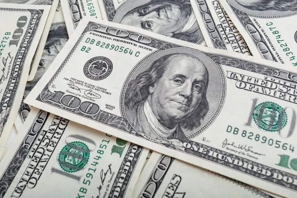 A cuánto cotiza el dólar blue en el primer día del mes