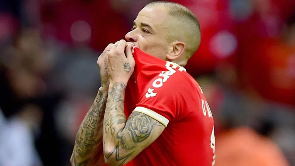 D' Alessandro se retiró a lo grande: golazo, triunfo y una ovación inolvidable