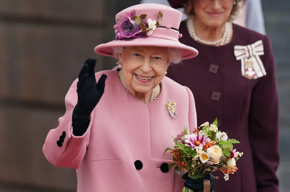El FBI reveló un intento de asesinato contra la reina Isabel II en Estados Unidos