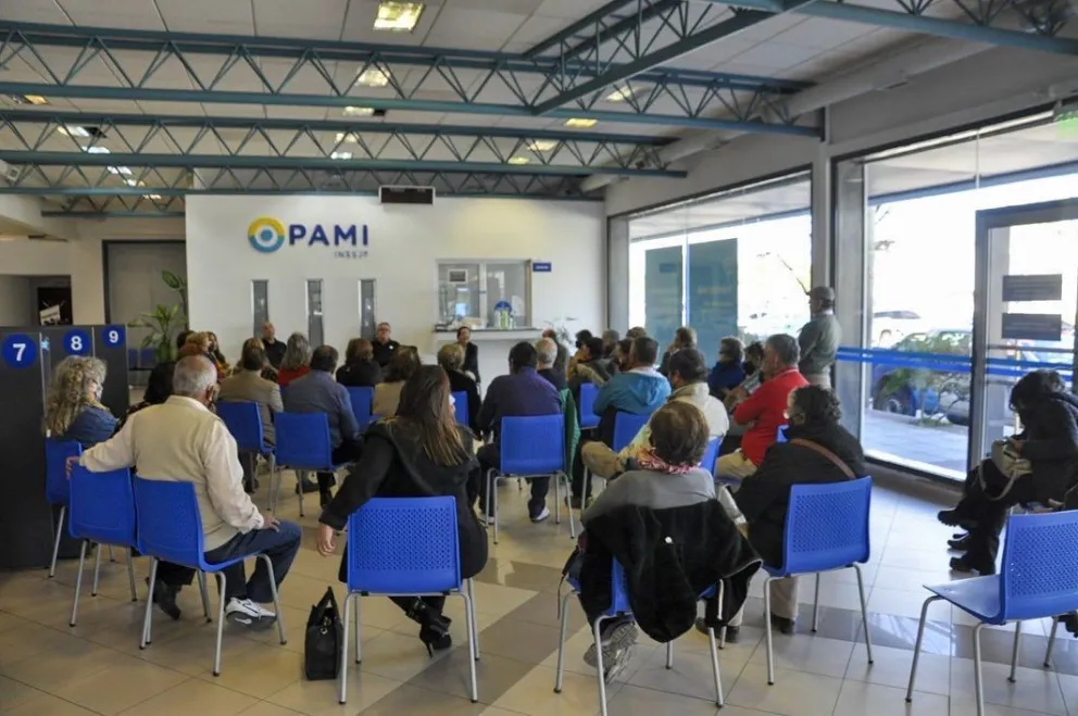 Entregaron equipamientos para los centros de jubilados del PAMI