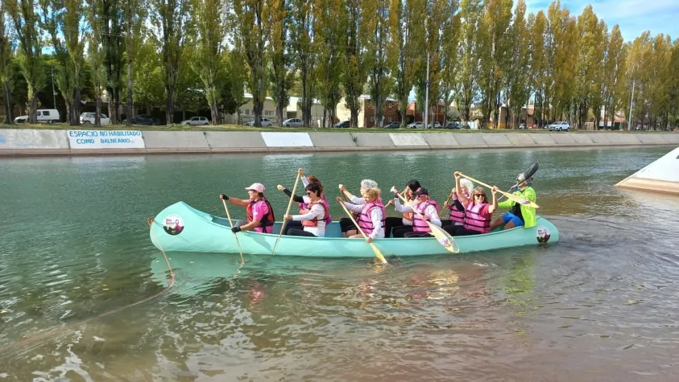 Remar para superar la adversidad: Rosas del Valle cumplió su primer año