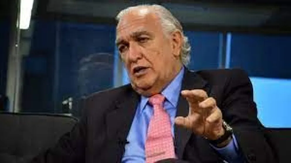 El ex juez Gil Lavedra también cuestionó los dichos de Martín Soria