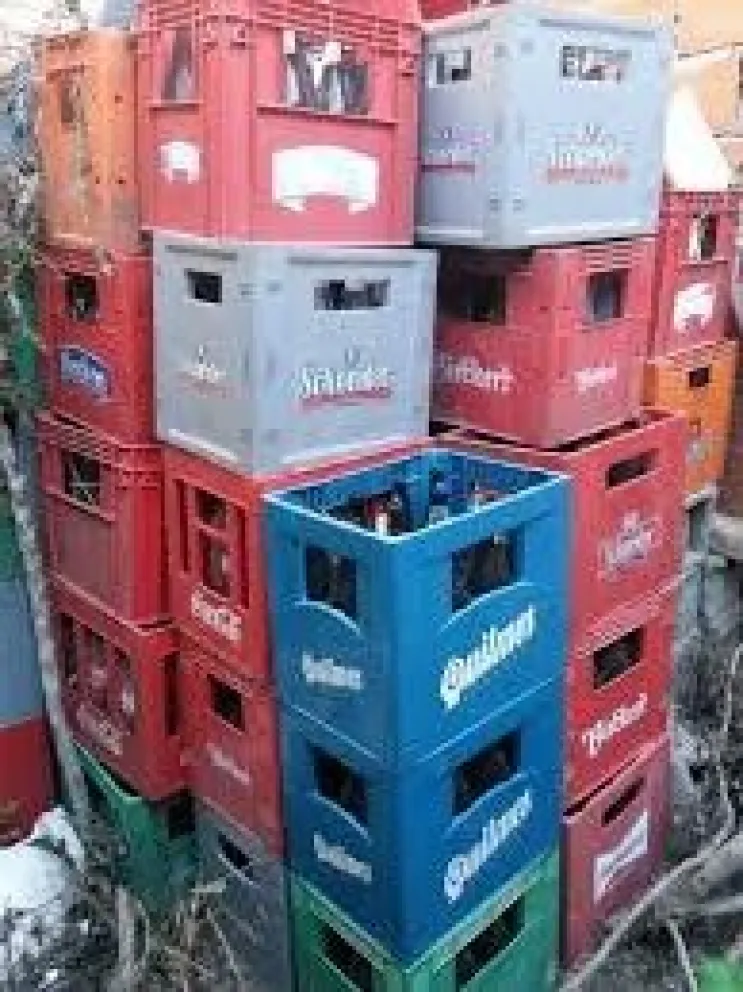 Tenían 10 cajones de cerveza preparados para robar pero la policía "los dejó con las ganas"