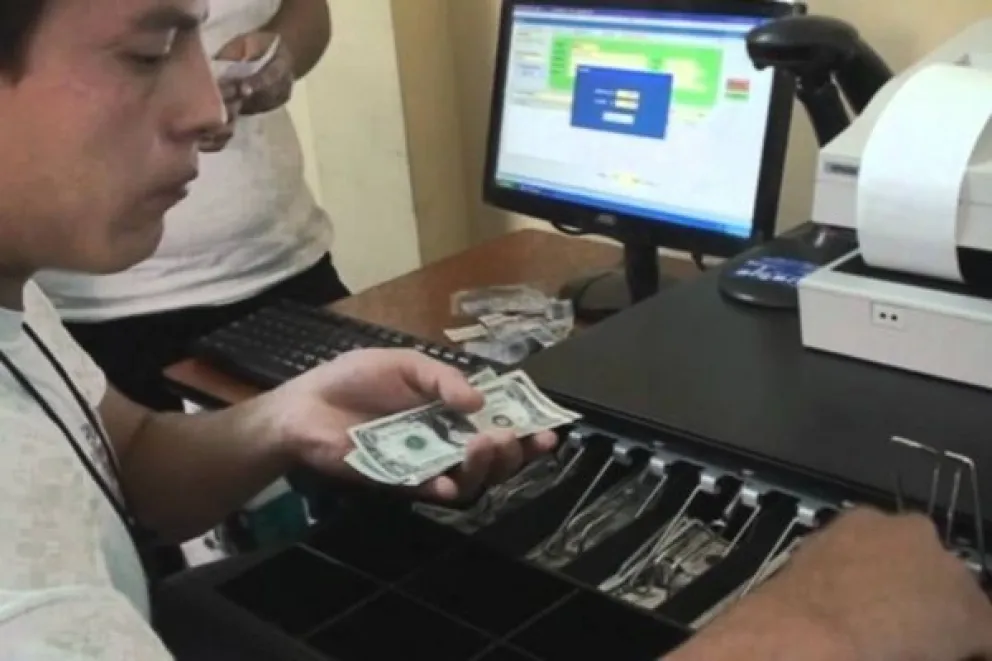 Los bancarios de la región cobrarán $ 164.000 de sueldo inicial