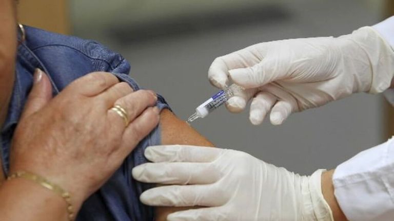 ¿Aún no te vacunaste o te faltan dosis contra el covid?: regresa el auto-vac a Roca