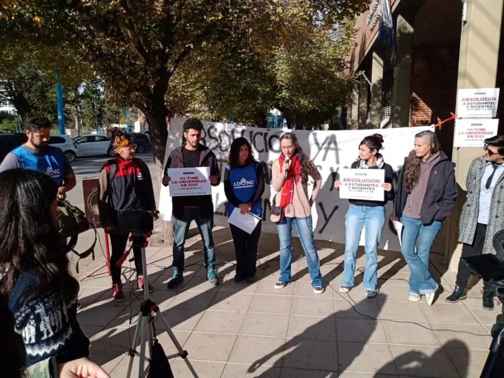 Toma de la UNRN: comienza el juicio contra docentes y estudiantes procesadas