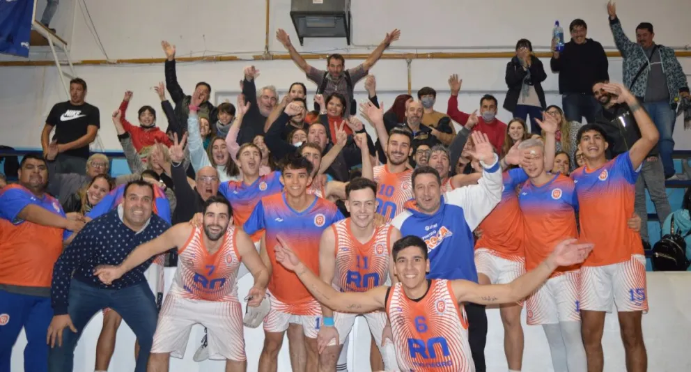 Playoffs: Este domingo Deportivo Roca recibe a su rival de Comodoro Rivadavia